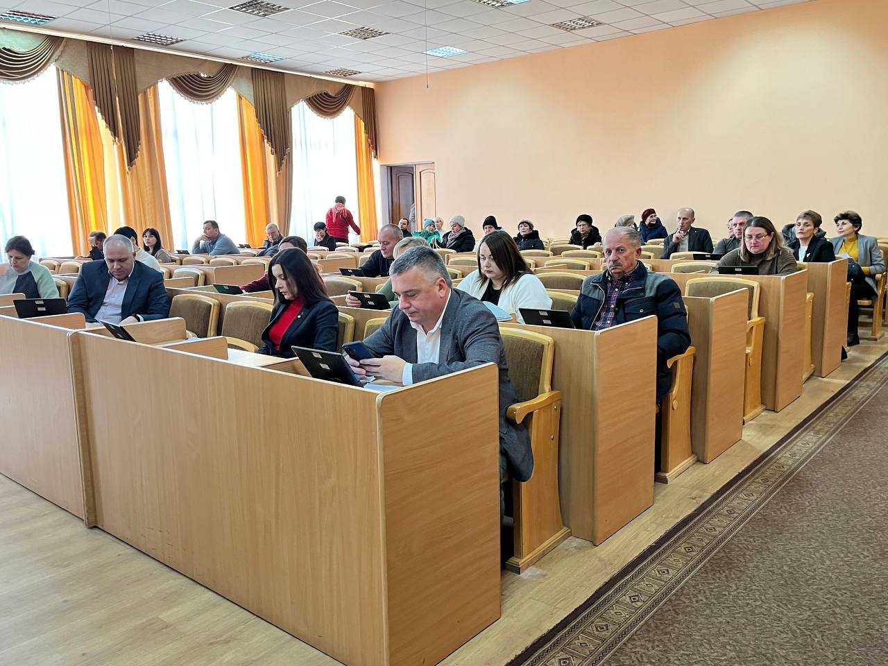 На сесії міської ради ухвалили рішення про скорочення складу виконкому