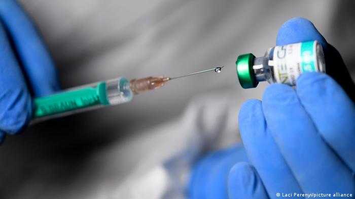Які працівники зобов’язані вакцинуватись від Covid-19 до 31 січня ?  
