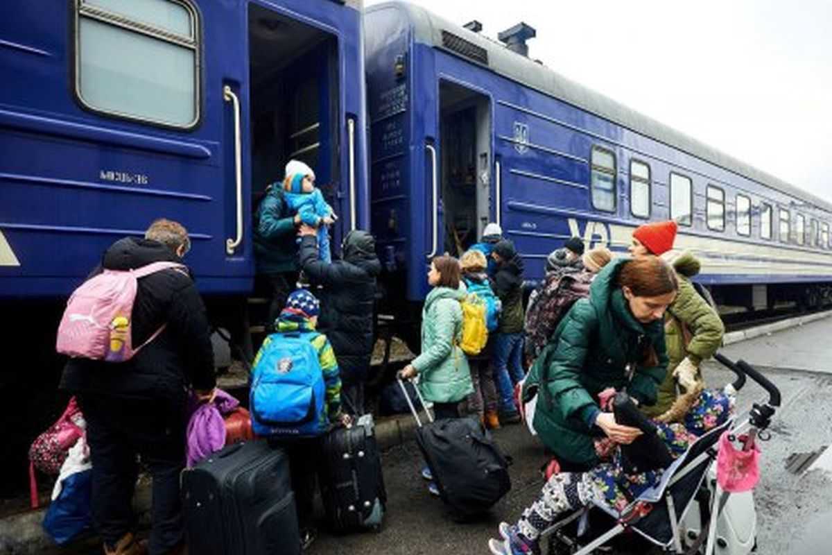 З якими питаннями звертаються переселенці до Центру безоплатної вторинної правової допомоги?