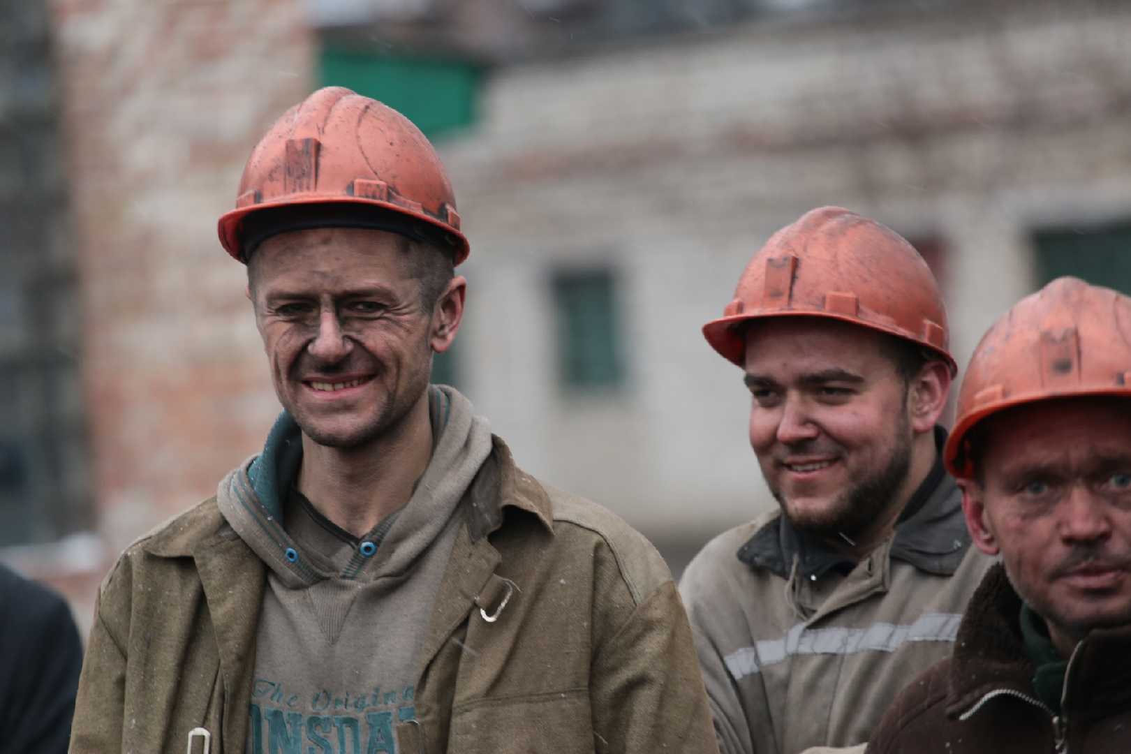 Гірникам боргують за березень